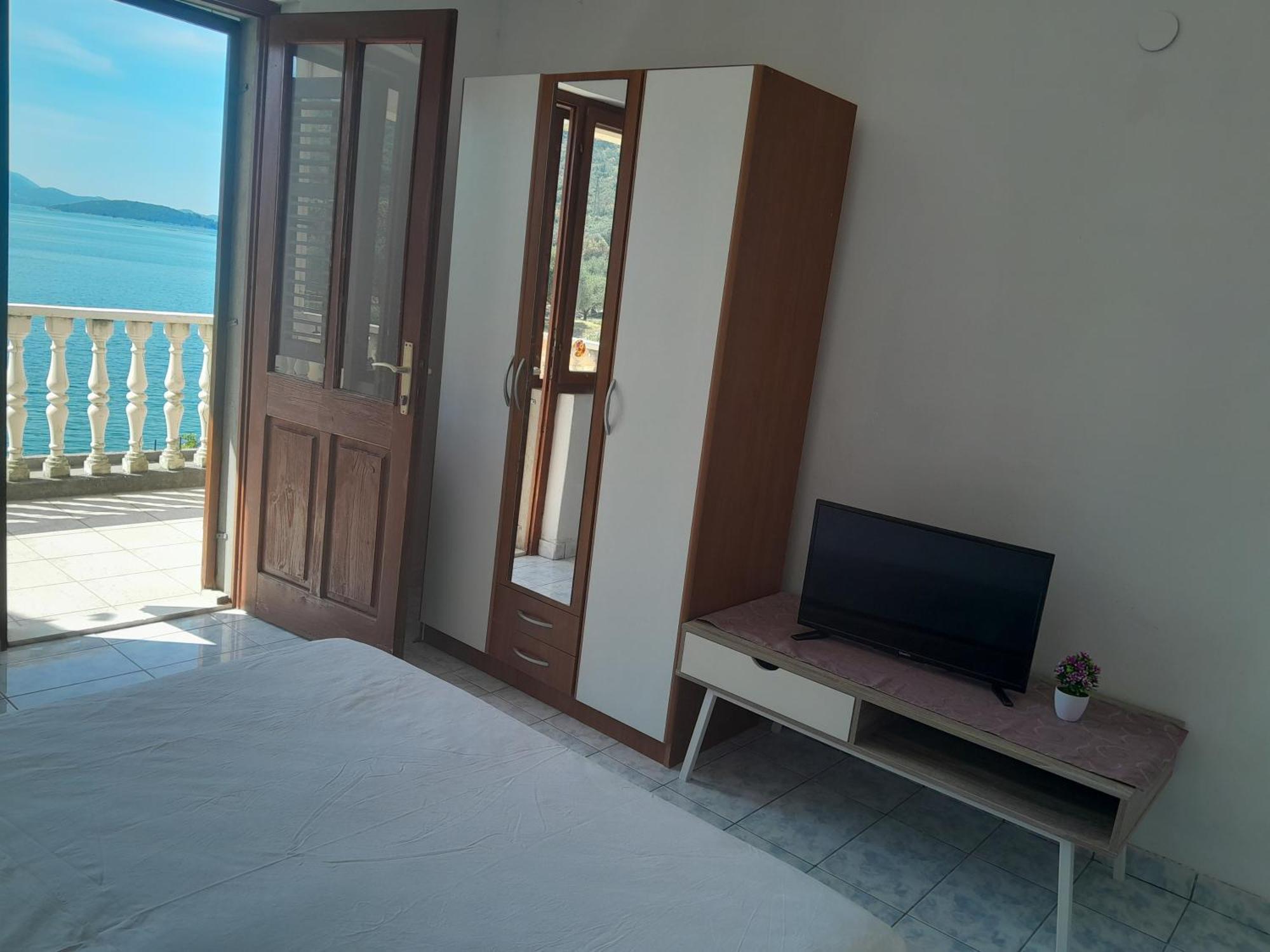 Apartments By The Sea Cove Pjestata, Peljesac - 14440 Ston Esterno foto
