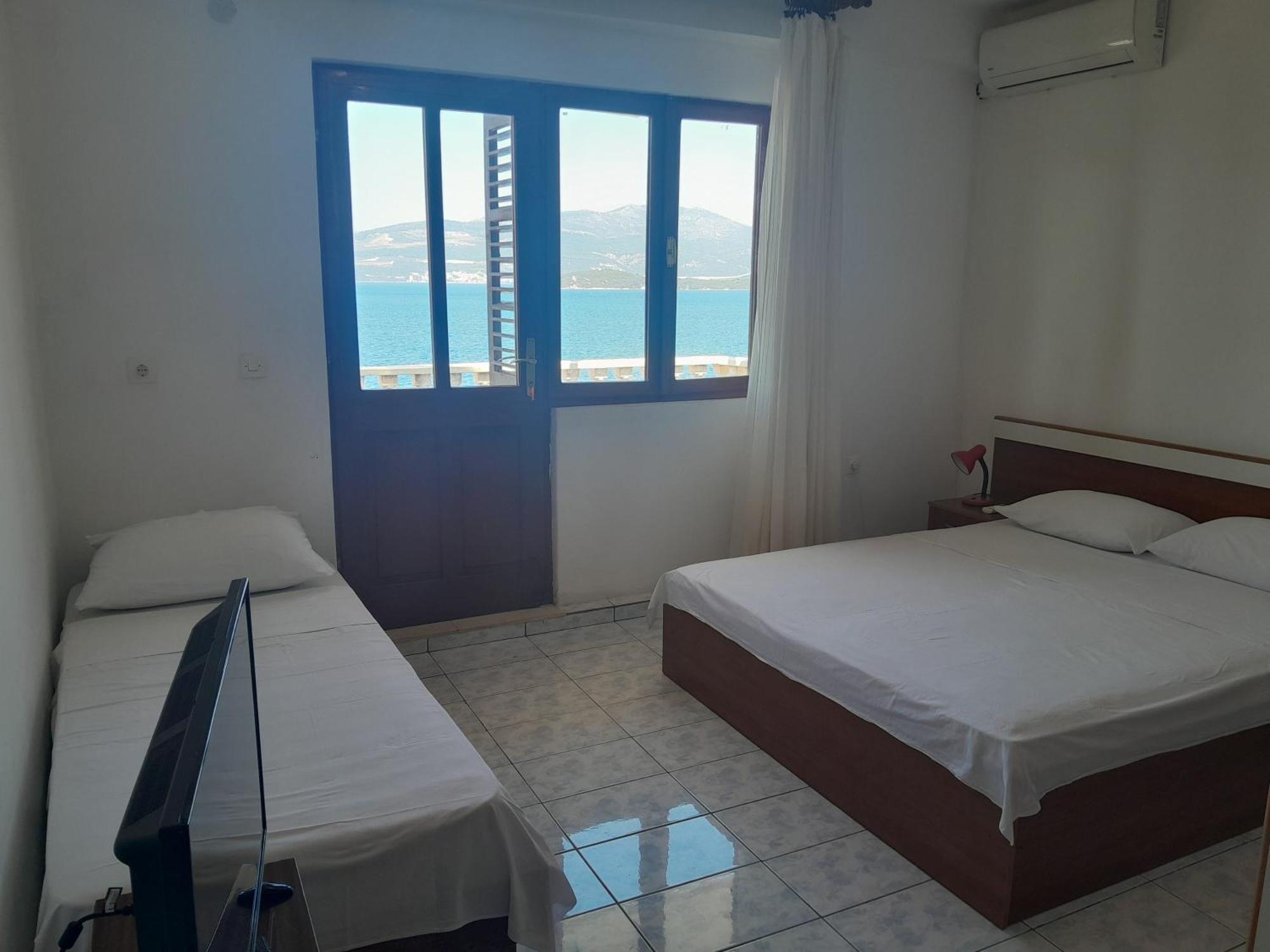 Apartments By The Sea Cove Pjestata, Peljesac - 14440 Ston Esterno foto